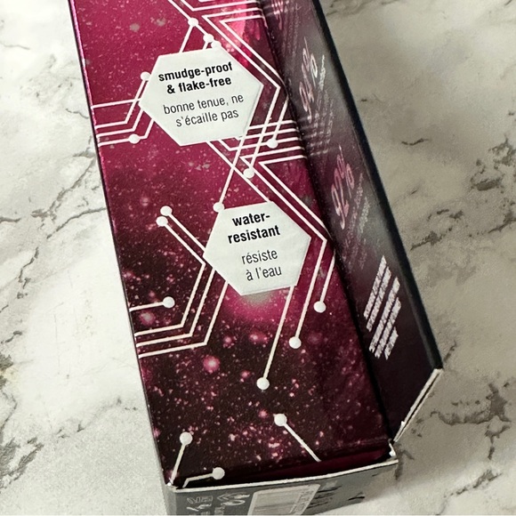 Benefit Shop Benefit's BADgal BANG! Volumizing Mascara nib - Picture 11 of 11